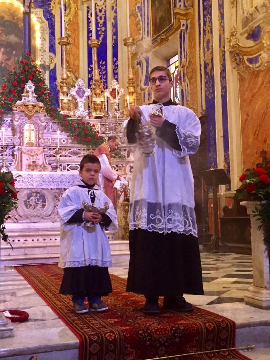 Festa di San Tommaso Apostolo (18 Dicembre 2016): S. Messa solenne celebrata dal parroco e processione con il busto reliquiario del Santo