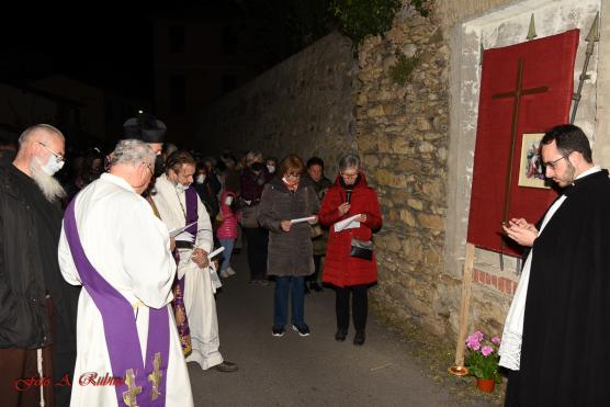 Via Crucis Vicariale a Dolcedo 08.04.2022